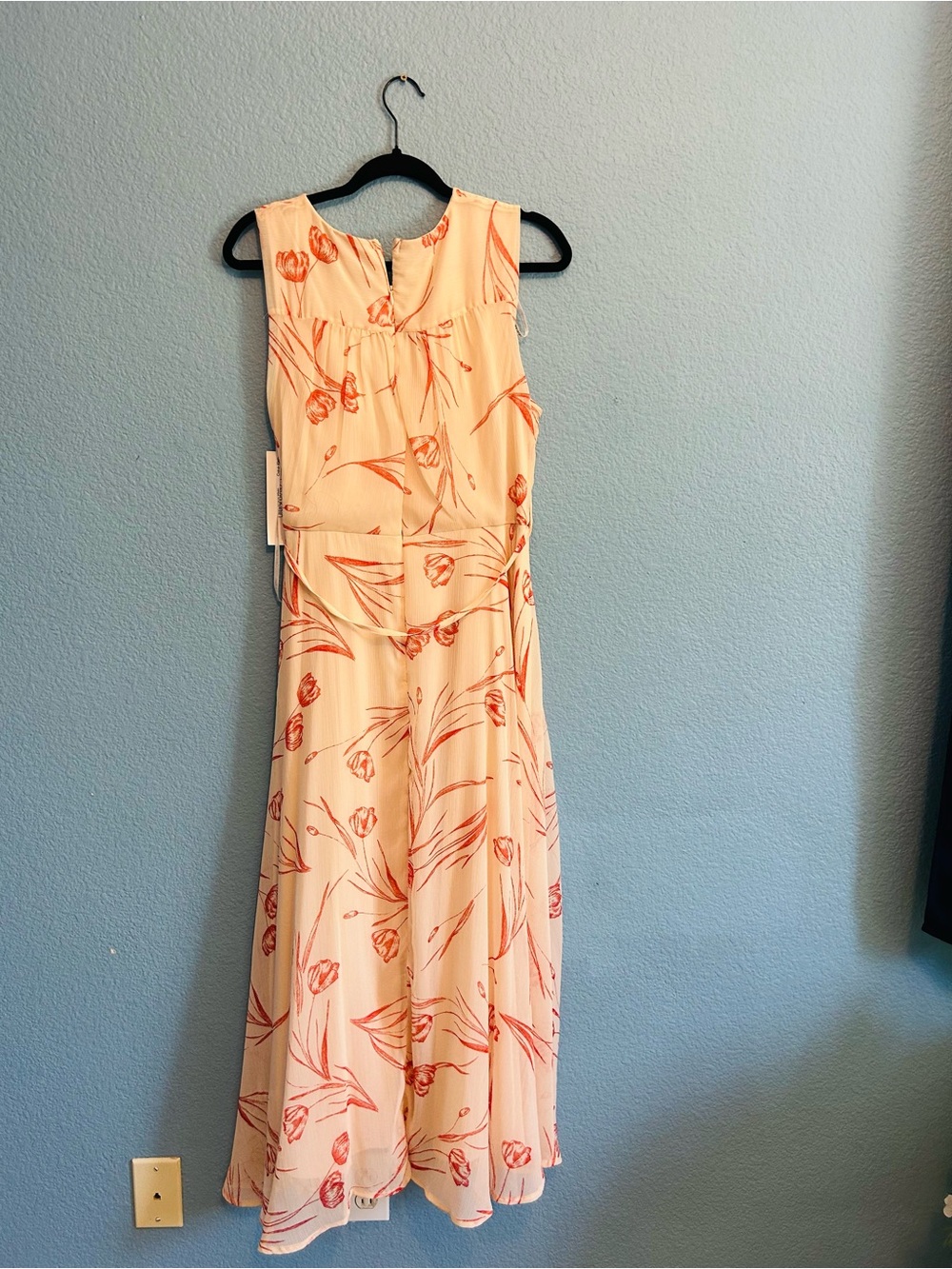 Calvin Klein Peach/pink wrap Dress with delicate floral Print - Picture 3 of 4